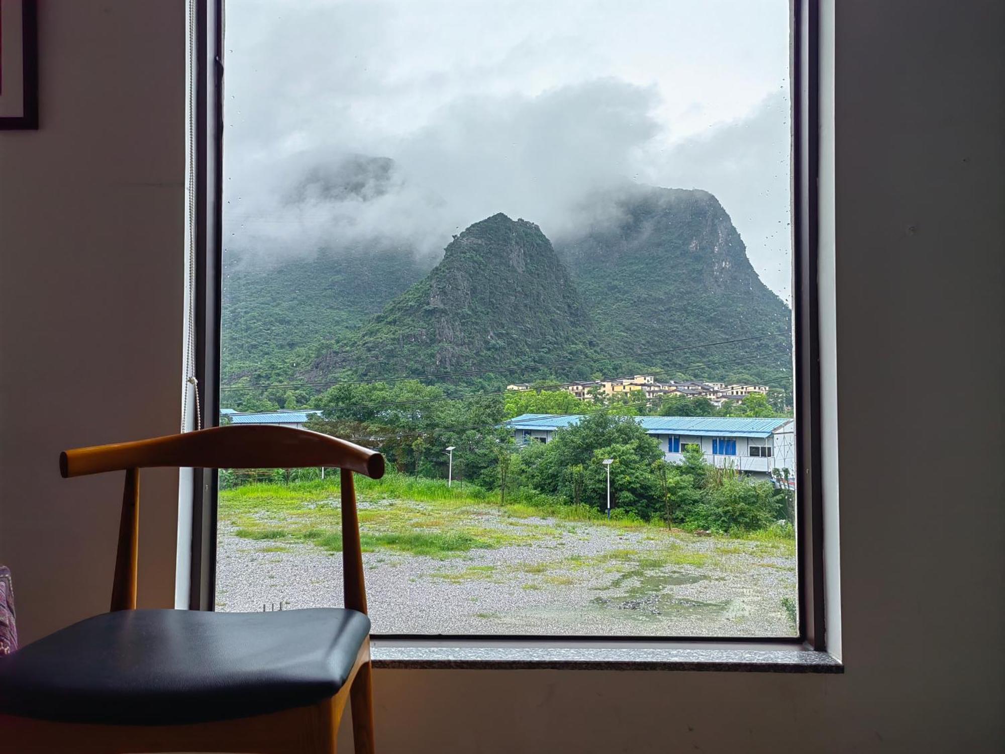 Serene Vale Inn Guilin-Free One Way Pick Up Service To High-Speed Railway Station For 2 Nights Exterior photo