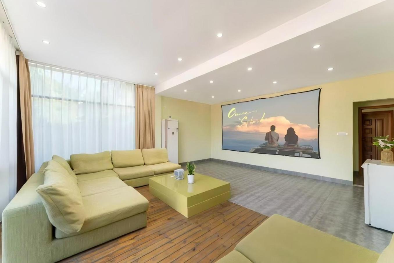 Serene Vale Inn Guilin-Free One Way Pick Up Service To High-Speed Railway Station For 2 Nights Exterior photo
